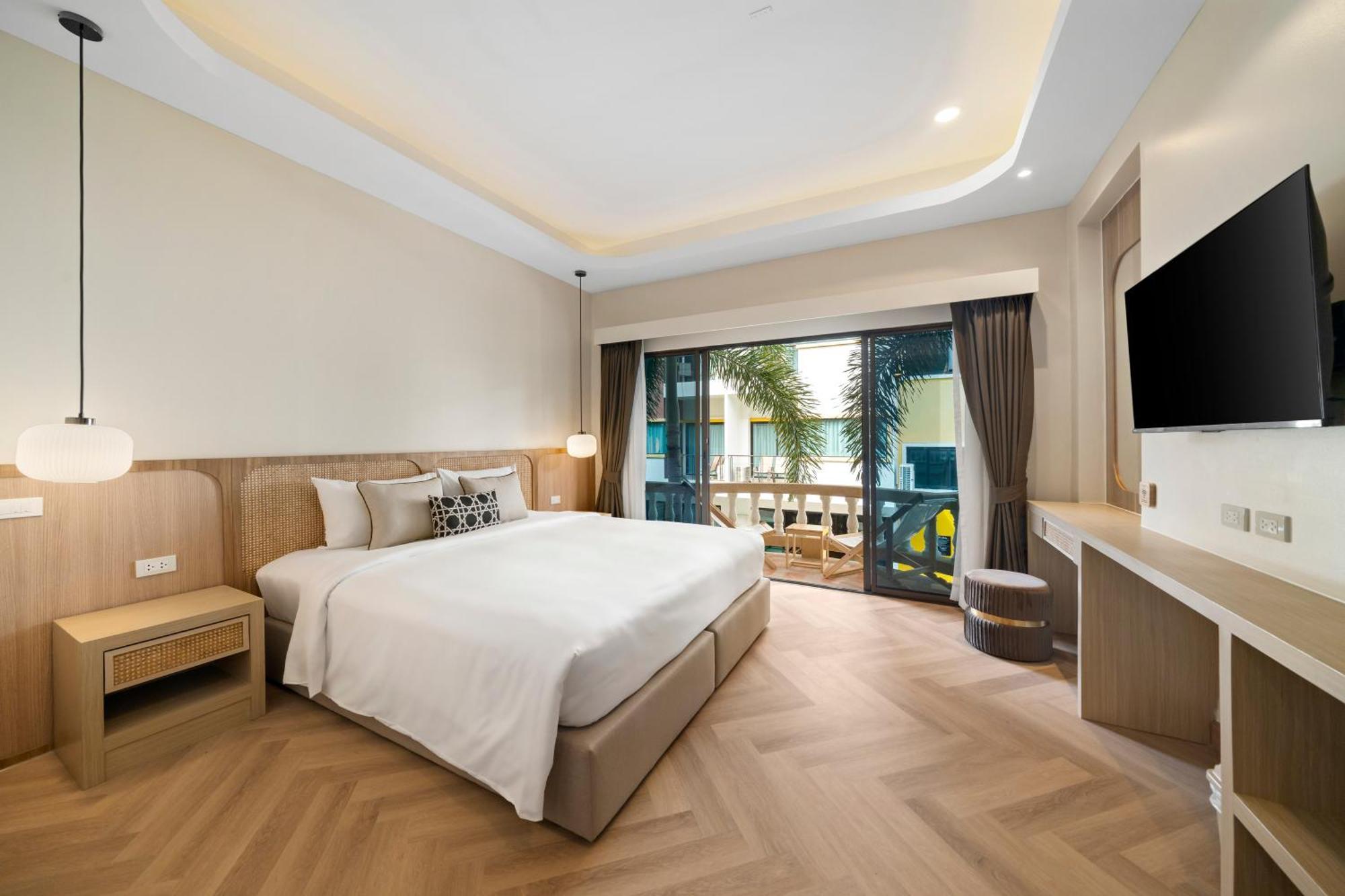 Buasri Boutique Patong Hotel Стая снимка