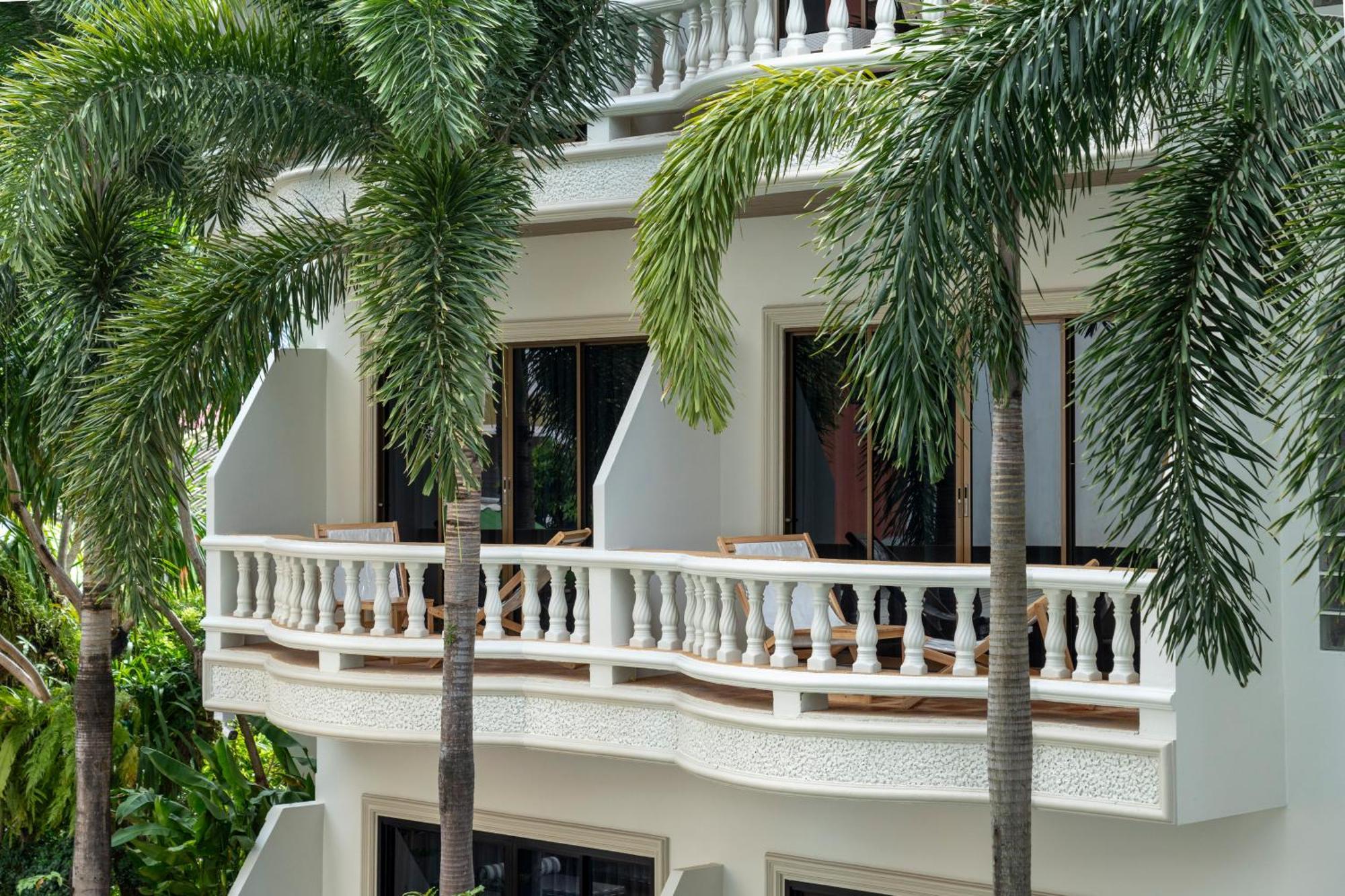 Buasri Boutique Patong Hotel Екстериор снимка
