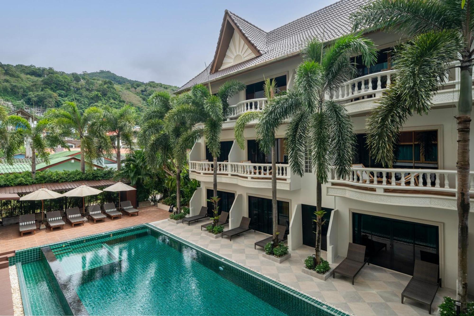 Buasri Boutique Patong Hotel Екстериор снимка