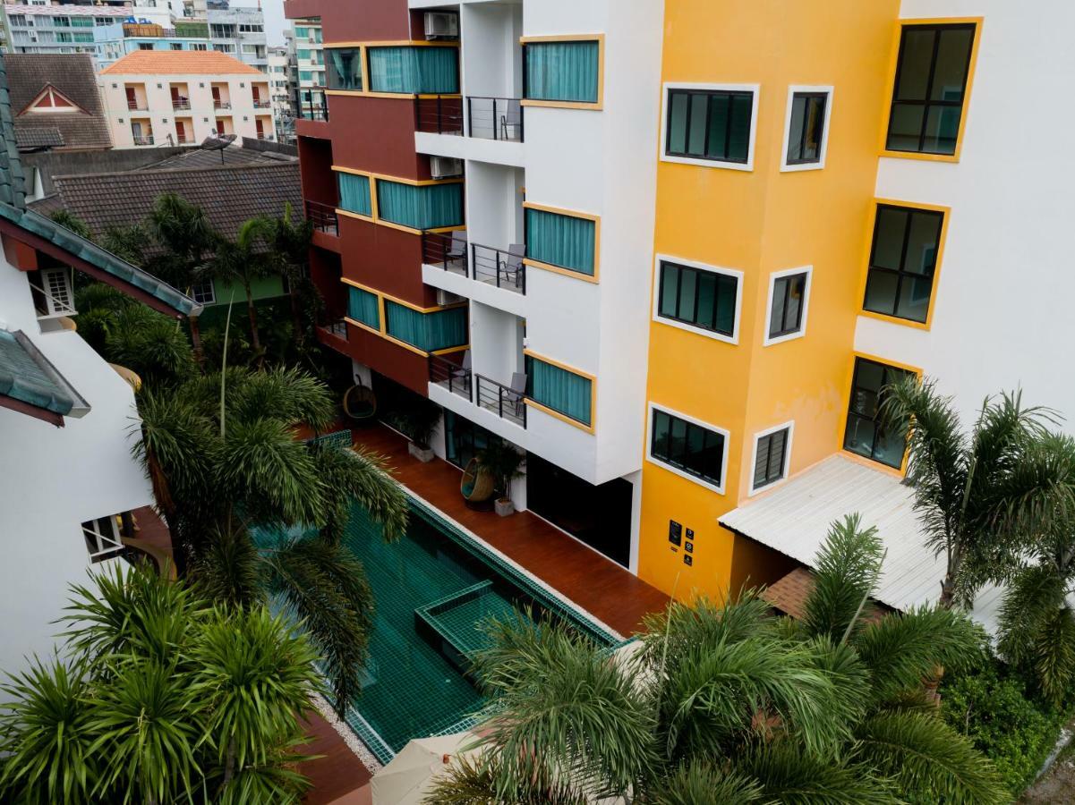 Buasri Boutique Patong Hotel Екстериор снимка